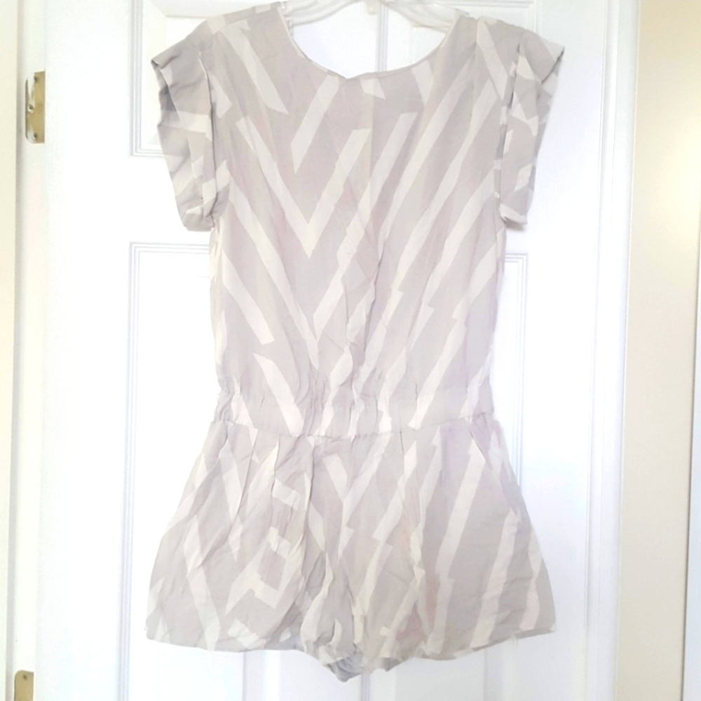 ARMANI EXCHANGE A/X Gray White Romper